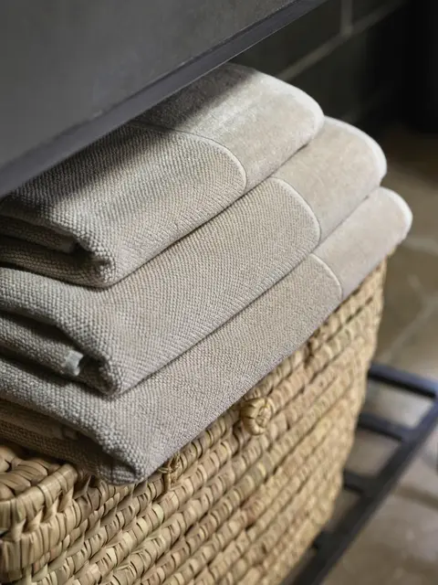 Halvor Bakke Clifton handduk 50x100 Beige / Pure cashmere 